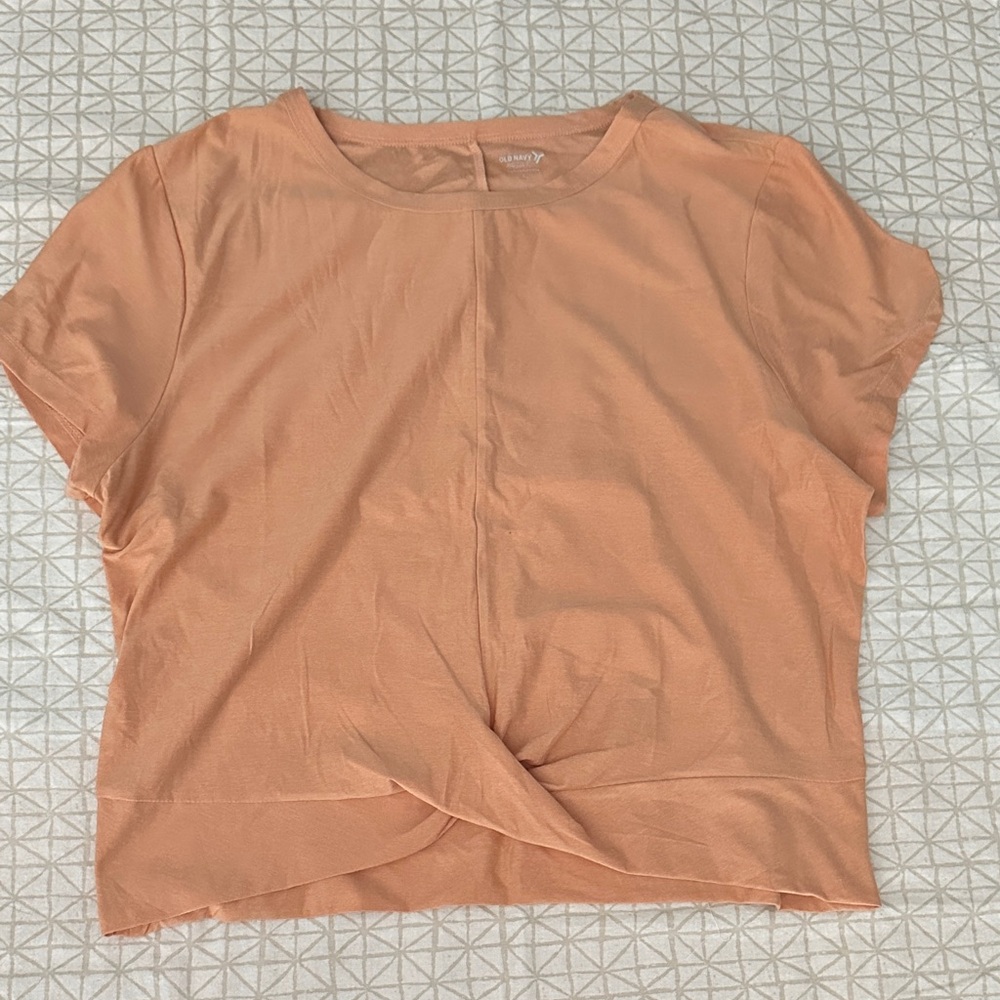 Old Navy Peach Short Sleeve Twist Front Tee